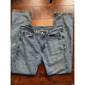 Mens Levis med wash Straight leg jeans size 34 x 34